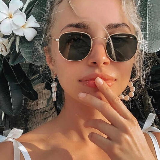 MADELINY Brand Sunglasses Women Retro Sun Glasses